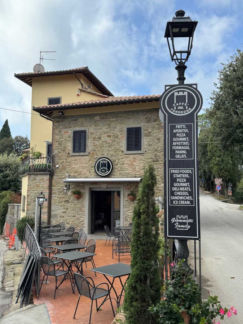 Vieni al Caffè del Torreone! / Come to Caffè del Torreone!